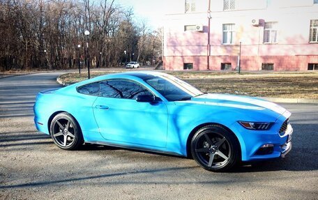 Ford Mustang VI рестайлинг, 2016 год, 3 200 000 рублей, 6 фотография