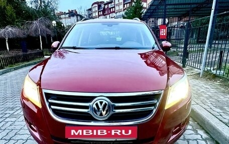 Volkswagen Tiguan I, 2011 год, 1 600 000 рублей, 2 фотография