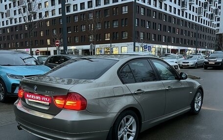 BMW 3 серия, 2010 год, 990 000 рублей, 12 фотография