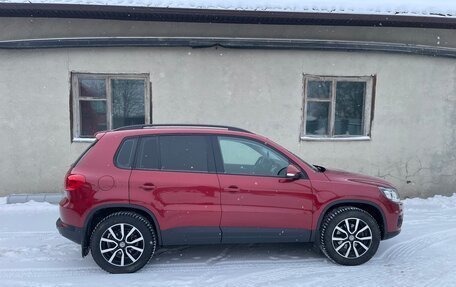 Volkswagen Tiguan I, 2015 год, 1 900 000 рублей, 10 фотография