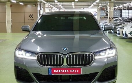 BMW 5 серия, 2021 год, 3 900 000 рублей, 3 фотография