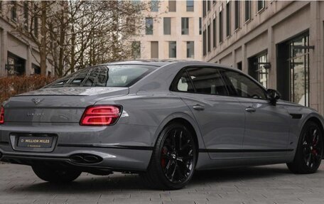 Bentley Flying Spur, 2024 год, 31 990 000 рублей, 2 фотография