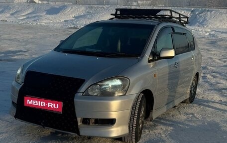 Toyota Ipsum II, 2001 год, 950 000 рублей, 1 фотография