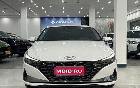 Hyundai Elantra, 2021 год, 1 400 000 рублей, 3 фотография