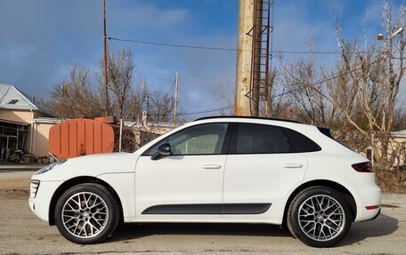 Porsche Macan I рестайлинг, 2017 год, 3 150 000 рублей, 2 фотография