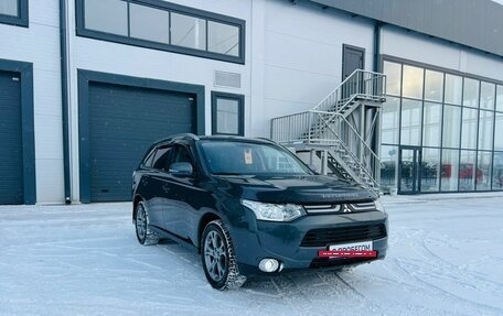 Mitsubishi Outlander III рестайлинг 3, 2012 год, 1 949 000 рублей, 8 фотография