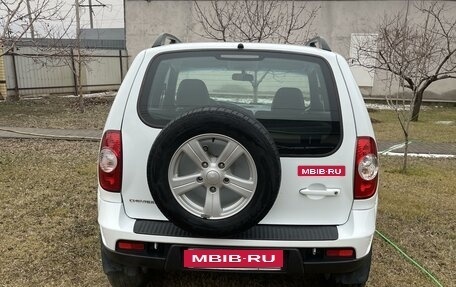 Chevrolet Niva I рестайлинг, 2013 год, 765 000 рублей, 5 фотография