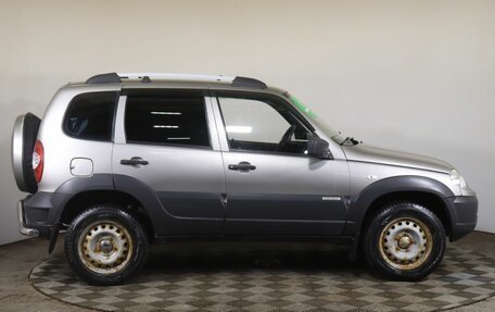 Chevrolet Niva I рестайлинг, 2015 год, 699 000 рублей, 4 фотография