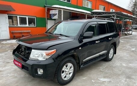 Toyota Land Cruiser 200, 2013 год, 2 350 000 рублей, 1 фотография