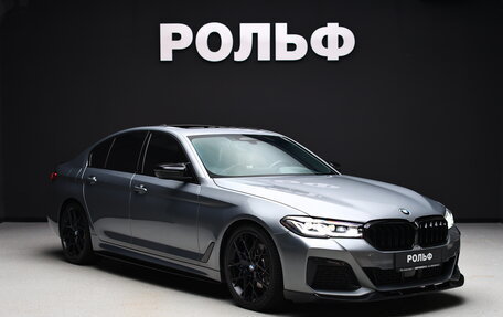 BMW 5 серия, 2022 год, 5 400 000 рублей, 1 фотография