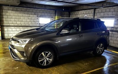 Toyota RAV4, 2018 год, 2 400 000 рублей, 1 фотография