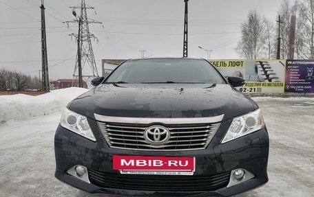 Toyota Camry, 2014 год, 1 540 000 рублей, 2 фотография