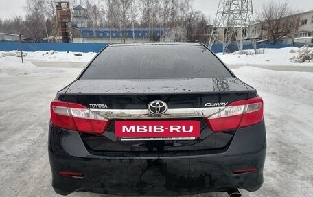 Toyota Camry, 2014 год, 1 540 000 рублей, 3 фотография