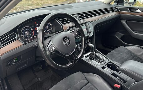 Volkswagen Passat B8 рестайлинг, 2016 год, 1 820 000 рублей, 11 фотография