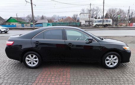 Toyota Camry, 2011 год, 1 500 000 рублей, 2 фотография