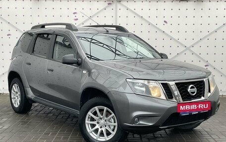 Nissan Terrano III, 2014 год, 1 170 000 рублей, 2 фотография