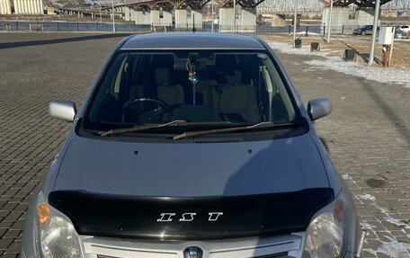 Toyota Ist II, 2002 год, 595 000 рублей, 2 фотография