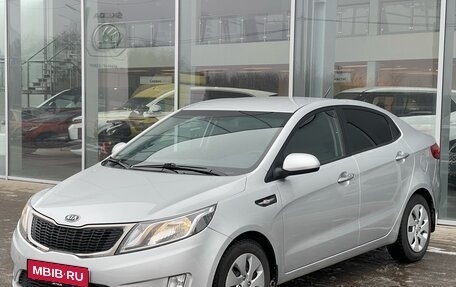 KIA Rio III рестайлинг, 2012 год, 860 000 рублей, 1 фотография