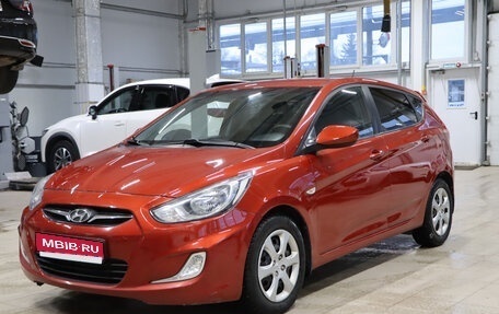 Hyundai Solaris II рестайлинг, 2012 год, 789 990 рублей, 1 фотография