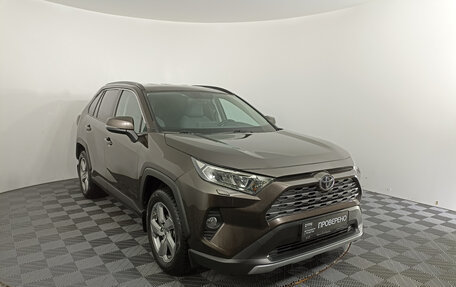 Toyota RAV4, 2021 год, 3 649 000 рублей, 7 фотография