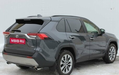 Toyota RAV4, 2023 год, 6 440 000 рублей, 5 фотография