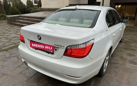 BMW 5 серия, 2008 год, 700 000 рублей, 5 фотография