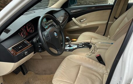 BMW 5 серия, 2008 год, 700 000 рублей, 9 фотография