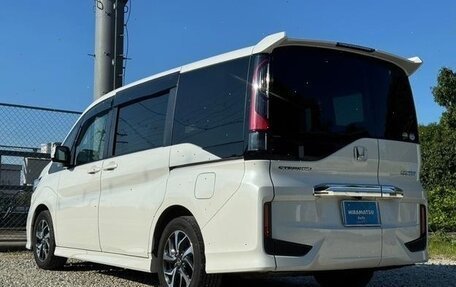 Honda Stepwgn IV, 2022 год, 2 250 000 рублей, 6 фотография