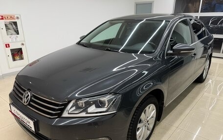 Volkswagen Passat B7, 2012 год, 1 100 000 рублей, 1 фотография