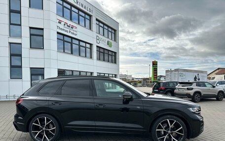 Volkswagen Touareg III, 2024 год, 10 970 000 рублей, 5 фотография