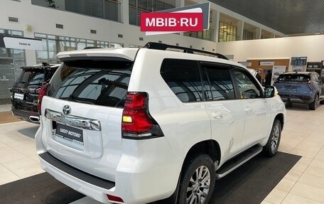 Toyota Land Cruiser Prado 150 рестайлинг 2, 2017 год, 4 895 000 рублей, 9 фотография