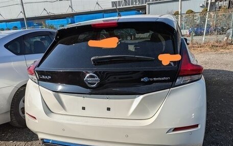 Nissan Leaf II, 2018 год, 1 450 000 рублей, 9 фотография