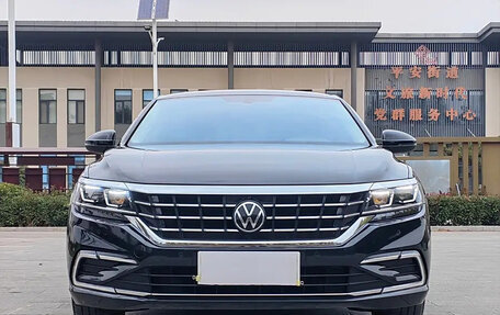 Volkswagen Passat B8 рестайлинг, 2021 год, 2 460 000 рублей, 2 фотография