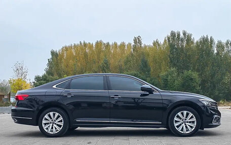 Volkswagen Passat B8 рестайлинг, 2021 год, 2 460 000 рублей, 8 фотография