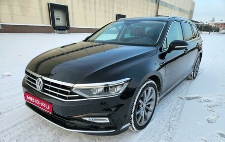 Volkswagen Passat B8 рестайлинг, 2020 год, 2 900 000 рублей, 1 фотография