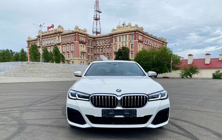 BMW 5 серия, 2021 год, 5 700 000 рублей, 2 фотография