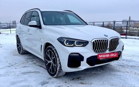 BMW X5, 2021 год, 9 500 000 рублей, 2 фотография