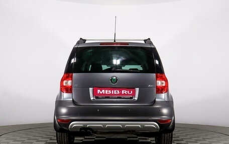 Skoda Yeti I рестайлинг, 2013 год, 1 049 377 рублей, 6 фотография