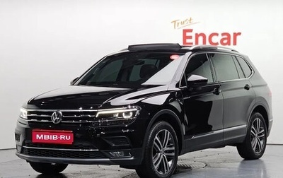 Volkswagen Tiguan II, 2020 год, 2 900 000 рублей, 1 фотография