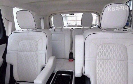 Lincoln Aviator II, 2021 год, 5 000 000 рублей, 9 фотография