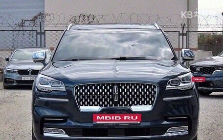 Lincoln Aviator II, 2021 год, 5 000 000 рублей, 2 фотография