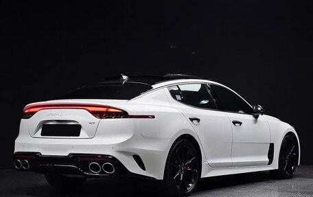 KIA Stinger I, 2021 год, 2 570 000 рублей, 2 фотография