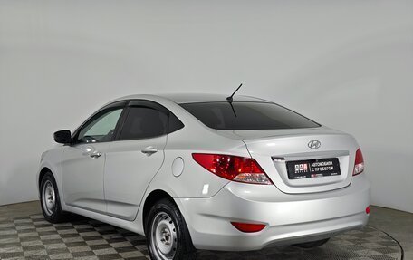 Hyundai Solaris II рестайлинг, 2011 год, 829 000 рублей, 7 фотография