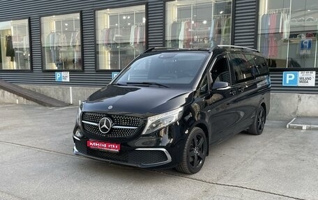 Mercedes-Benz V-Класс, 2015 год, 3 700 000 рублей, 1 фотография