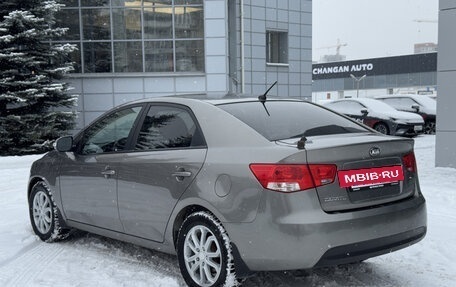 KIA Cerato III, 2010 год, 820 000 рублей, 6 фотография