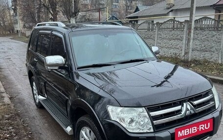 Mitsubishi Pajero IV, 2011 год, 2 100 000 рублей, 3 фотография