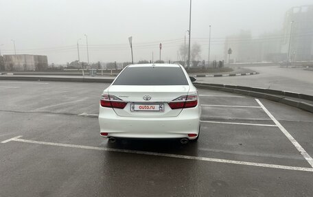 Toyota Camry, 2017 год, 2 600 000 рублей, 5 фотография