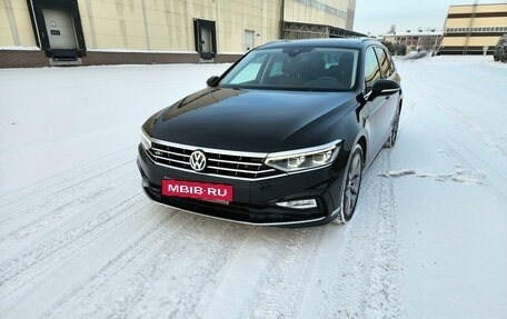 Volkswagen Passat B8 рестайлинг, 2020 год, 2 900 000 рублей, 2 фотография