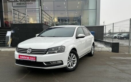 Volkswagen Passat B7, 2011 год, 1 050 000 рублей, 1 фотография