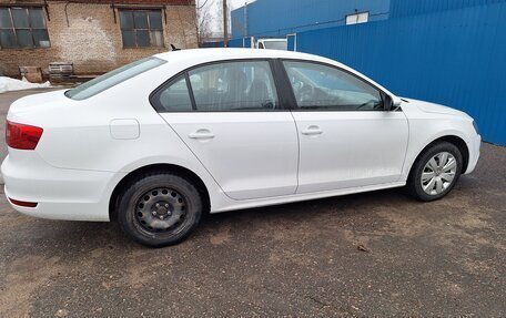 Volkswagen Jetta VI, 2012 год, 980 000 рублей, 3 фотография